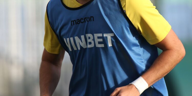 Антонио Перера подписва нов петгодишен договор с Ботев Пловдив, с апетитна заплата, което го прави най-високоплатения играч в клуба