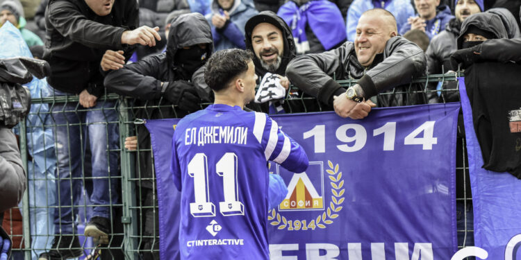 ГЕРЕНА 🔵⚪ СПАЗВАНЕ НА СДЕЛКА: Левски предлага значително завишена заплата на Ел Джемили за нов договор. Научете повече на 👇👇👇