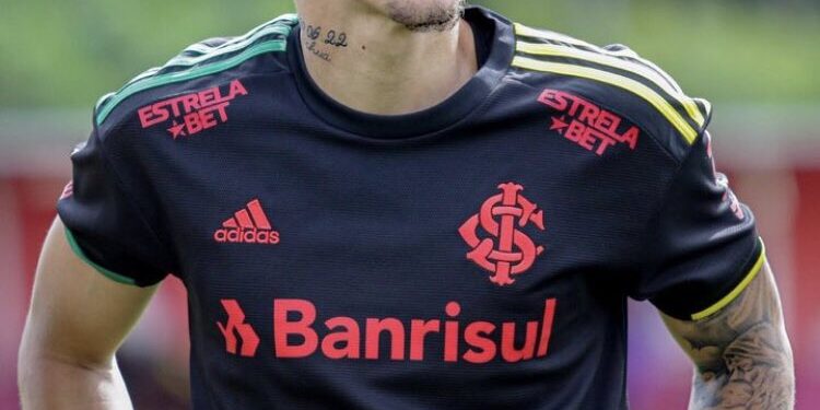 Двойна радост за ЦСКА София: Сампайо Тавареш и бразилският млад нападател Лука Холанда се обвързват с петгодишни договори!