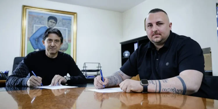 Левски подписа договор за сътрудничество с „Футболна Академия ВР“