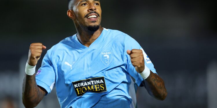 ЦСКА София се договори да подпише с бразилския нападател на Аланияспор Андерсон Силва (27 г.) за 4-годишен договор след наема от ПАФОС