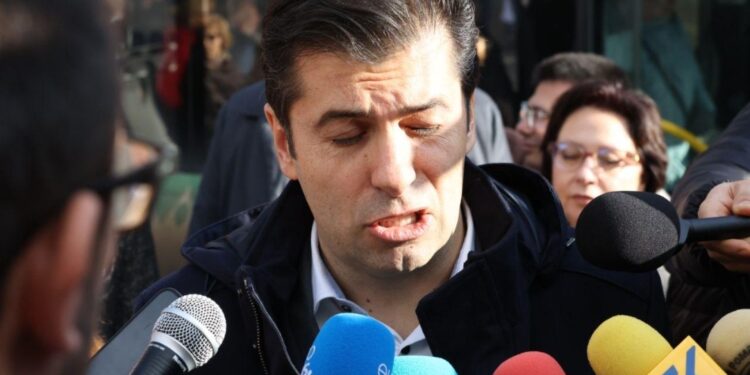 Петков “съсипа” Великден на България: Обвини корупцията за смърт по пътищата!