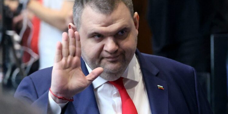 Peewsky Corners Kiro, Asen, and Their Oligarchs, Dismisses Revival, MECH, and Grandeur: “Take a Walk at 2:35 PM!”