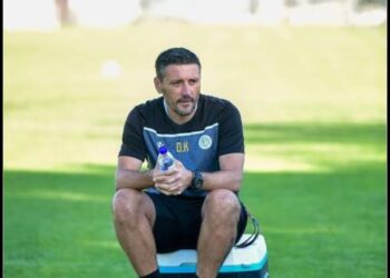 Душан Керкез ще остане в Ботев Пловдив, тъй като ръководството на клуба му има доверие за следващия сезон и бъдещето