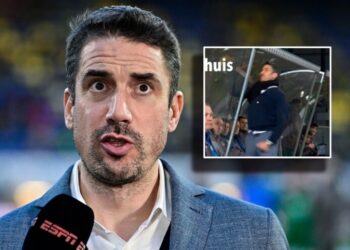 Веласкес Фюри: Звезден играч, отстранен от Левски София 🔵 ⚪ с бурни искания за напускане.  Прочетете повече на 👇 👇 👇 