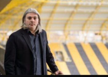 Нова глава започва: Константин Ганев води Ботев 🟡⚫ Към по-светло бъдеще!. Прочетете пълната история на 👇 👇 👇