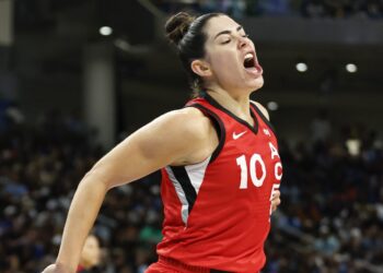 Kelsey Plum has won a Guinness world record,as the first athlete in the history of sport to have