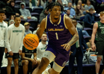 South Carolina reaches out to more transfer portal guard targets