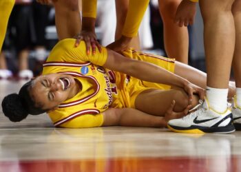 Latest News Concerning Young Superstar JuJu Watkins’ Health, as She Is Seriously Ill