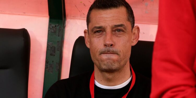 ФЕНОВЕТЕ РАЗДЕЛЕНИ – ТОМАШ ЛИ Е ВИНОВЕН ИЛИ ИГРАЧИТЕ ТОЛКОВА СИ МОГАТ?