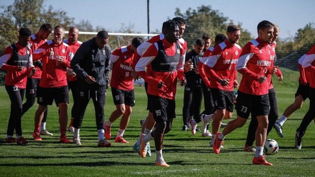 Томаш се хвана за главата! ЦСКА без петима срещу Черно море