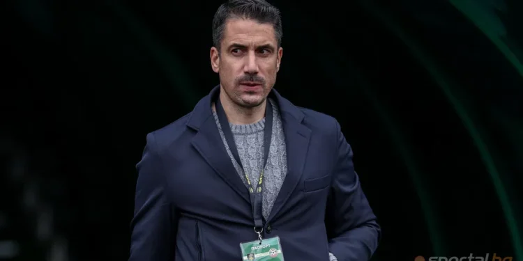 Веласкес недоволен от терена, отсече: Още веднъж се прибирам горд от моите футболисти