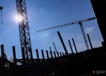 От ЦСКА показаха три месеца разлика в строежа на “Армията”