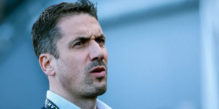 Испанският магьосник в София 🔵⚪: Как Хулио Веласкес възкреси легенда и вписа името си в преданията за Левски. Прочетете пълната история на 👇 👇 👇 