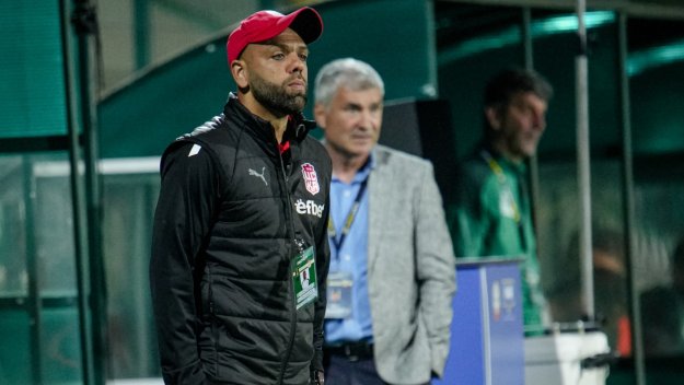 ЦСКА 1948 уволнява Алвеша при провал срещу Ботев Враца