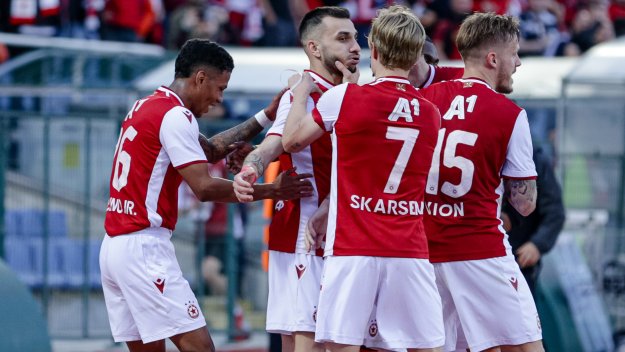 ЦСКА, Лудогорец и куп грандове в люта битка за огромна звезда