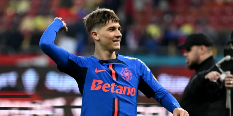 Той е милионер и акционер във Фарул, но в миналото е бил футболист в ЦСКА София 🔴⚪. Чиприан Марица съсипа Джиджи Бекали, когато чу какво е планирал с Алекс Стоян. Прочетете повече на….