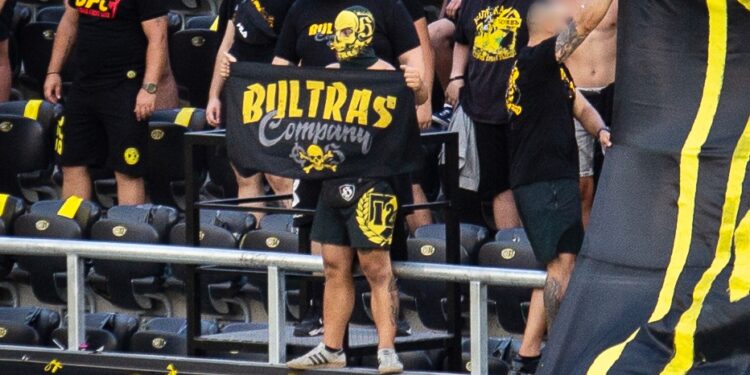 Ботев Пловдив преглежда плановете за летни трансфери с феновете, списък на цели и играчи, които ще напуснат 😭 през лятото