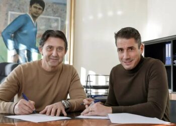 ЛЕВСКИ В СМУТОВЕ: Неотдавнашен изблик на конфликт относно … съобщава се, че е разкрил тъмно подземие, като сега се твърди, че старши треньорът е КОРЕНЪТ на развиващи се корупционни практики в отбора…прочетете повече по-долу