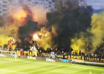 Плановете на Българския Футболен Съюз за Намаляване на Клубовете в Първа Лига Са от Значителна Полза за Ботев Пловдив