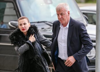 Тръст Директор твърди за заплахи за убийство: “Сираков и съпругата му стоят зад това!” 💥 Подава шокирана оставка ➡️