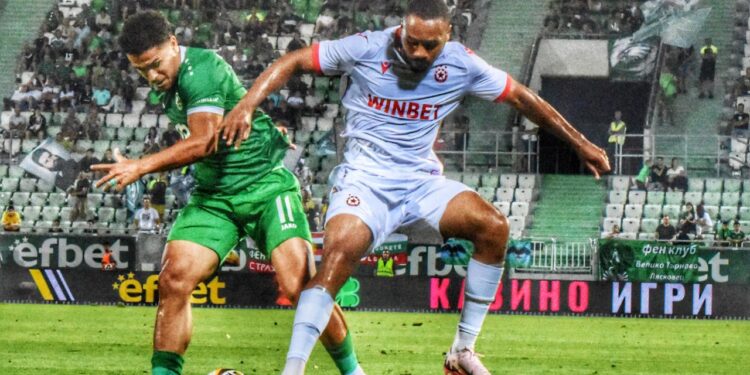 Бивш треньор на ЦСКА към Томаш: За Бога, намери най-накрая печеливш състав и дръж на него! И пусни Фаетон на терена!