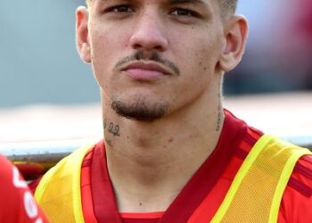 Двойна радост за Левски София: Сампайо Тавареш и бразилският млад нападател Лука Холанда се обвързват с петгодишни договори!