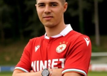 ЦСКА София постигна споразумение по клауза със Станислав Шопов за нов договор, сделка, която ще го направи един от най-високоплатените в българския футбол