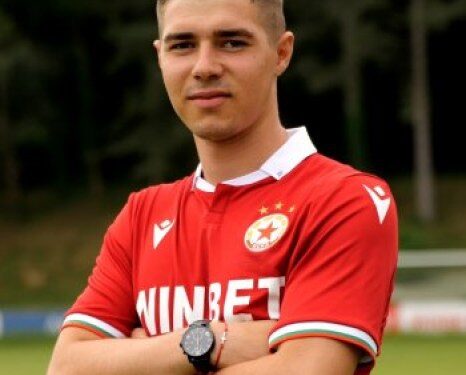 ЦСКА София постигна споразумение по клауза със Станислав Шопов за нов договор, сделка, която ще го направи един от най-високоплатените в българския футбол