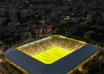 СКАНДАЛНО! Ботев Пловдив на крачка от НАЙ-ГОЛЯМАТА спонсорска сделка в историята?!