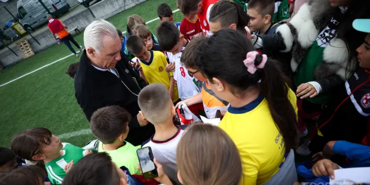 ЕКСКЛУЗИВНО! ШОК и МИСТЕРИЯ около Стоичков! Защо Камата ОТКАЗА да говори за българския футбол и какво ИЗДАДЕ за Лудогорец – ЦСКА?!