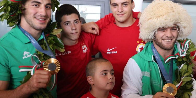 КРАЙ НА ЕПОХАТА! Треньорът на олимпийските ни медалисти СЪОБЩИ ТЪЖНА НОВИНА! Напуска!