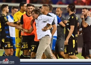 ЛУД ЗА ВРЪЗВАНЕ! ЦСКА На Острието на Бездънна Пропаст: Новият Треньор, Идващ За Заместник на Томас, Наказан с 8-Месечна Дисквалификация За БРУТАЛЕН Бой с Колега! Скандал Тръсна Българския Футбол!