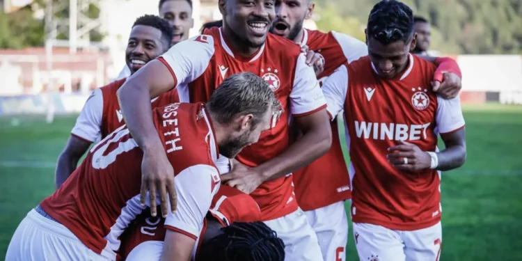 ЦСКА Балансира Мечтите за Купата и Европейските Надежди Преди Решаващ Мач в Първенството