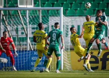 Враца ликува! “Ботев” съхрани живи мечтите за спасение след минимален, но златен триумф над “Крумовград”!