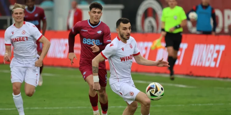 ЦСКА в БЯЛО за финала! Символични гости, но с АРМИЯ от фенове и поличба от 1999-та!