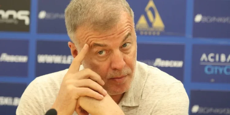 ИСТИНАТА ИЗЛЕЗЕ НАЯВЕ: Защо Общото събрание на Левски започна с минута мълчание? Потресаващо!