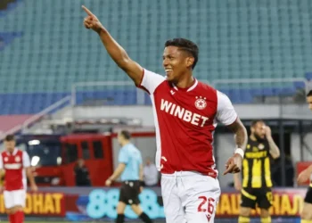 ЦУНАМИ ОТ ИЗИСКВАНИЯ! „ЛУДАТА“ ЗАПЛАТА НА КАРЕАСО ШОКИРА ЦСКА ДО ДЪНО – СДЕЛКАТА СЕ РАЗПАДА, РАЗКРИВАЙКИ КЪРВЯЩИТЕ КАСИ И ОТЧАЯНИТЕ ГРАНИЦИ НА „АРМЕЙЦИТЕ“!