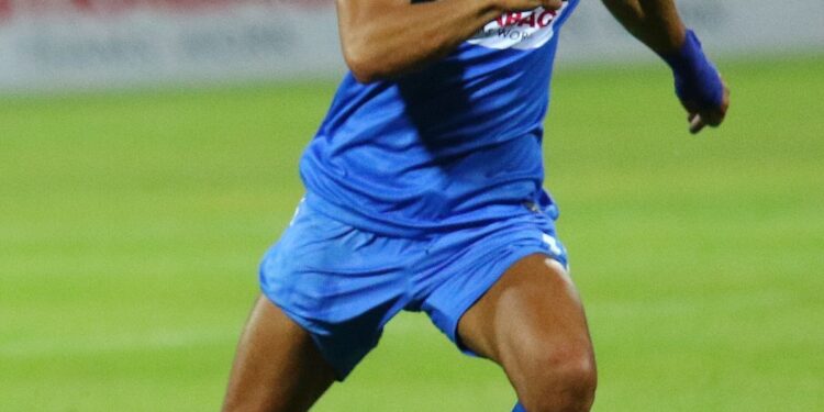 Юношата на Левски София Борислав Цонев подписа тригодишен договор с клуба, като се завръща това лято в тима, който цели да укрепи халфовата си линия