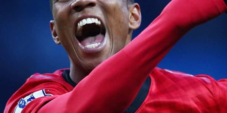 Ашли Йънг ще продължи кариерата си в ЦСКА София, след като приключи с Евертън, ще се присъедини като свободен агент