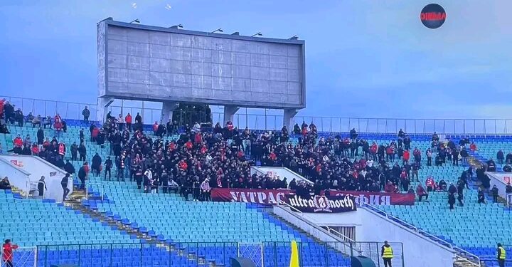 ФЕН НА ПРОТЕСТ 🚨: Левски се бори, докато привържениците искат смяна на ръководството. Научете повече на 👇 👇 👇
