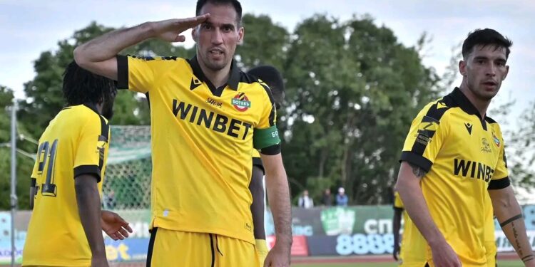 Ивелин Попов приключва своето пътуване в Ботев Пловдив и ще се присъедини към Пирин Благоевград след края на сезона