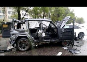 Хаос на местопроизшествието: Смелостта на един мотоциклетист разкрива странен обрат: Преминаха на червен светофар и спряха, за да помогнат. Нещата станаха наистина странни.