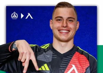 Отхвърлен Вратар Сменя Страните: Вуцов Присъединява се към Левски След Хладно Приемане от Топ Клуб?