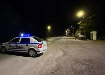 ТРЯСКАЩА СЦЕНА 🚨: Двама души загинаха днес в София при челен сблъсък между два автомобила. Научете повече на 👇 👇 👇