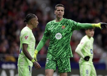 Wojciech Szczęsny dołączy do polskiej drużyny Wisła Kraków w przyszłym sezonie, aby zakończyć karierę w tym klubie