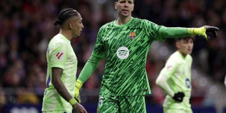 Wojciech Szczęsny dołączy do polskiej drużyny Wisła Kraków w przyszłym sezonie, aby zakończyć karierę w tym klubie