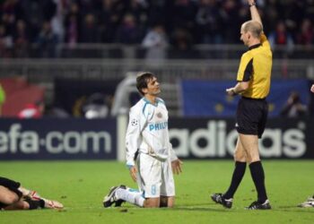 Шокиращо твърдение: Левски иска съдиите “убити” в мачове?