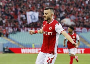 БИТКА ЗА ЕВРОПА! Кой ще триумфира в СТРАШНИЯ сблъсък за 5-ото място – ЦСКА или Ботев? (ТРЕПЕРЕТЕ!)