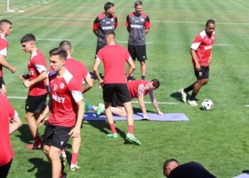 БОМБА на “Армията”! Скандал разтърси ЦСКА до основи – готвят се невиждани наказания!  Кой ще си плати?